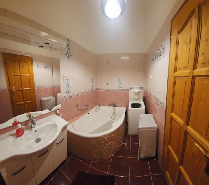 Rom Apartman 布达佩斯 外观 照片